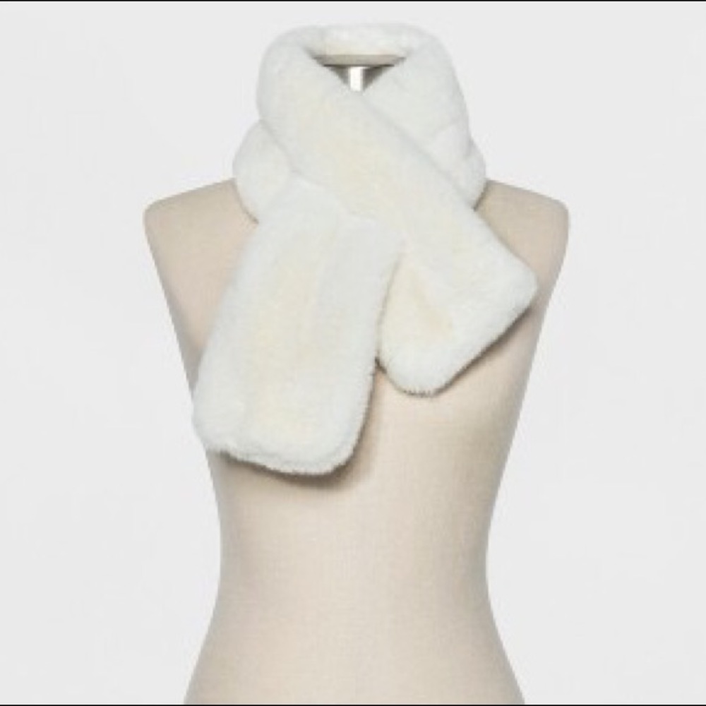A New Day One Size Cream Fur Pull Through Scarf